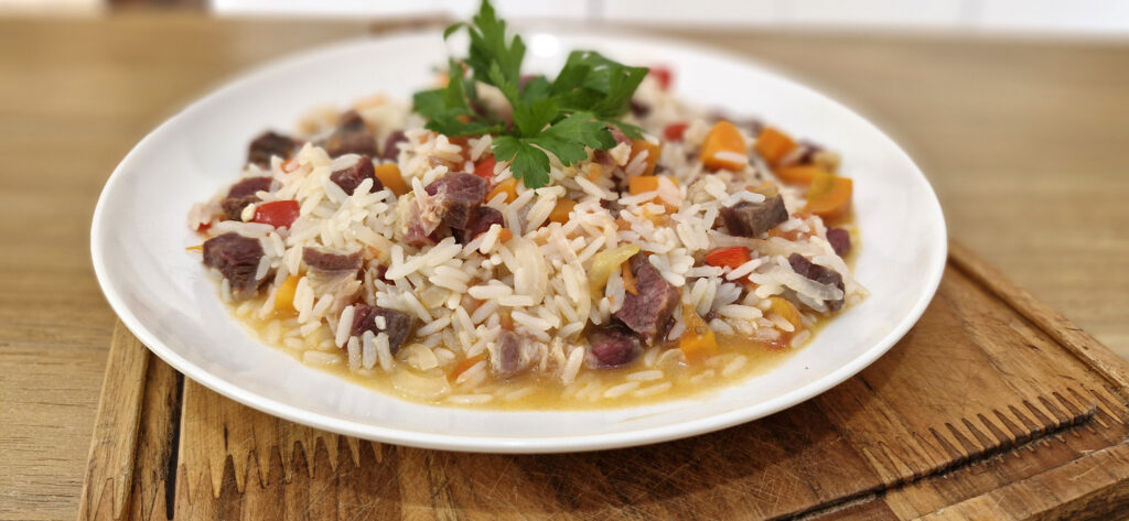 como-fazer-arroz-maria-izabel-2-1024x473 Arroz Maria Isabel: Uma Tradição Brasileira à Mesa