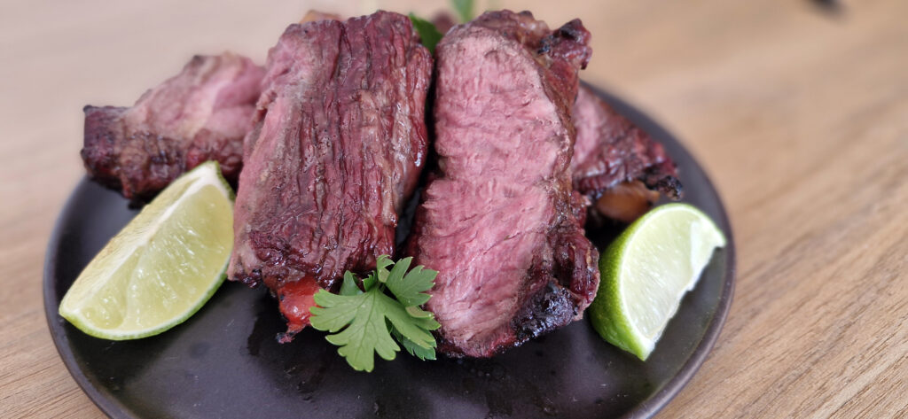 bife-a-role-no-espeto-4-1024x473 Espetinhos a Rolê: Recheados e Perfeitos para o Churrasco