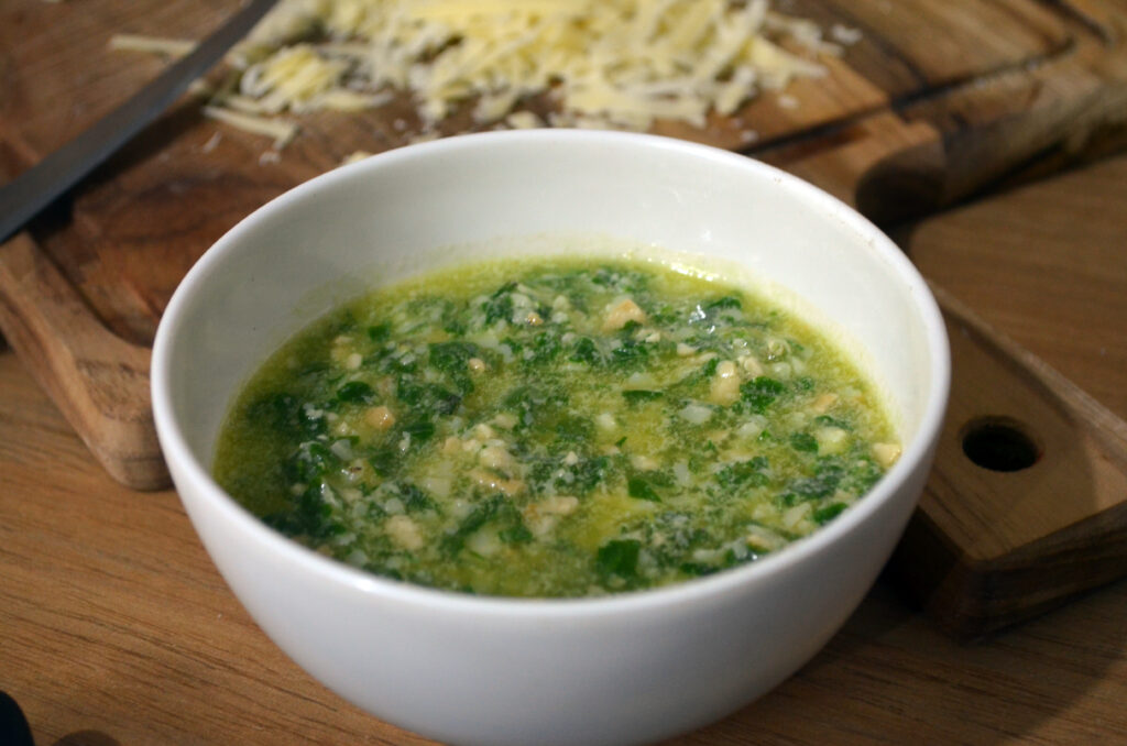 bruschetta-de-pesto-2-1024x678 Molho Pesto Simples e Econômico