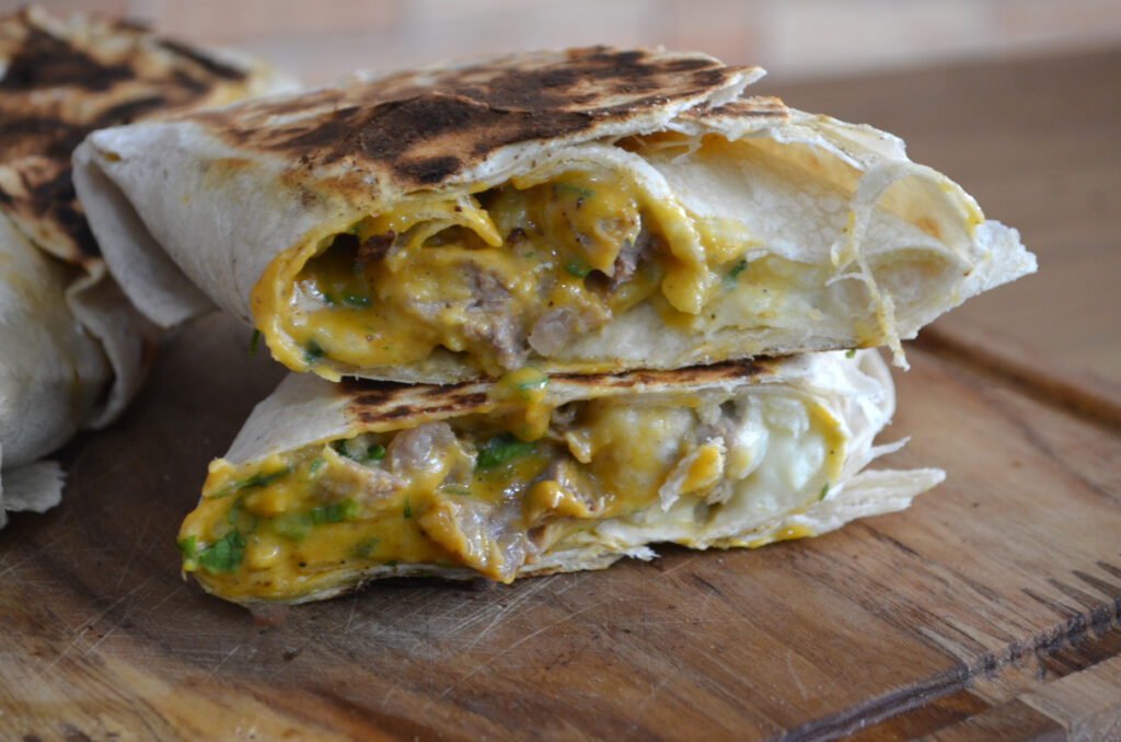 burrito-de-carne-3-1024x678 Burrito de Purê de Batatas com Carne Cheddar
