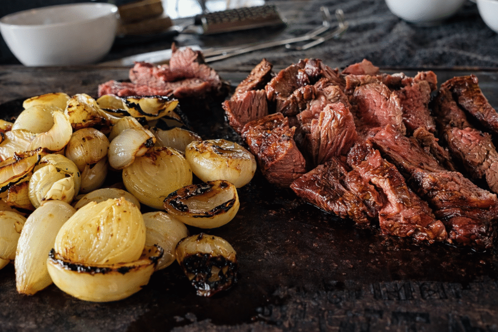 fraldinha-na-parrilla-com-cebolas-caramelizadas-1024x683 Fraldinha com Cebola Caramelizada na Rapadura