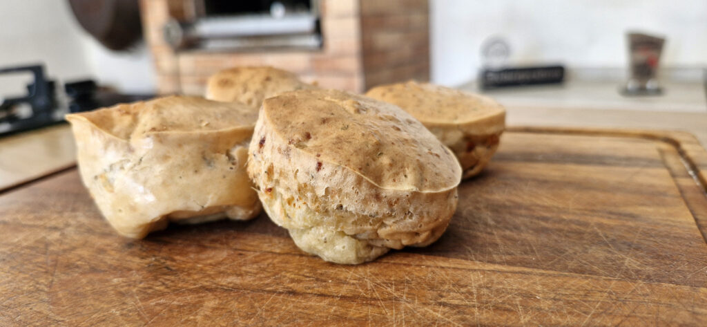 pao-de-queijo-fit-do-chef-pv-show-1-1-1024x473 Pão de Queijo Fit com 3 Ingredientes: Receita Fácil e Saudável