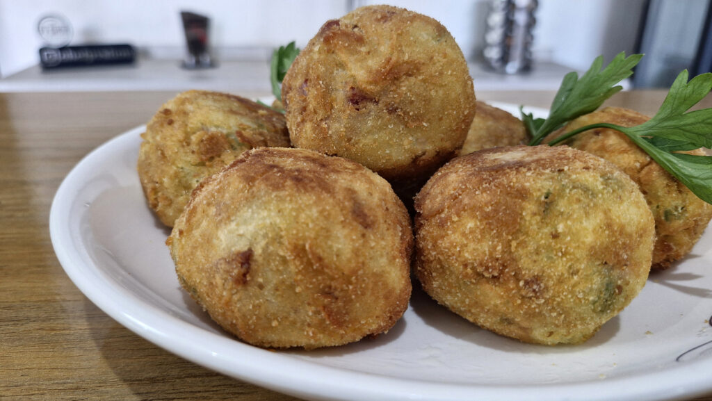 bolinho-de-pure-chef-pv-show-3-1024x577 Bolinho de Purê com Queijo Cheddar
