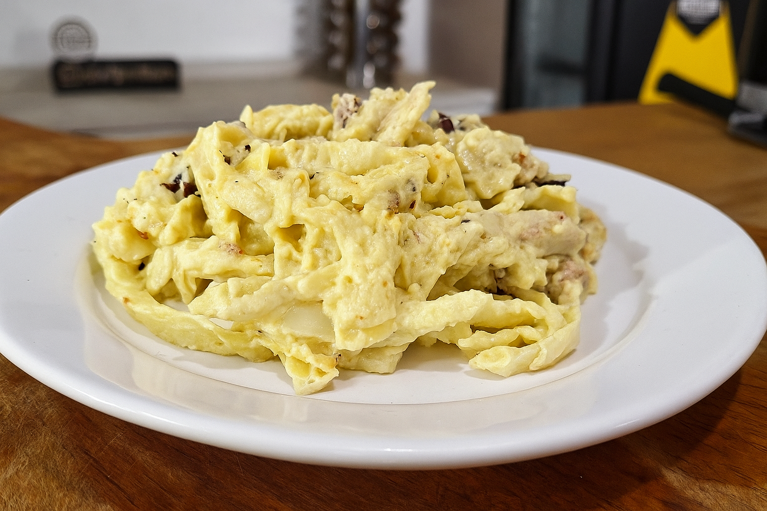 Macarrão de repolho low carb com frango e molho branco Chef PV Fit