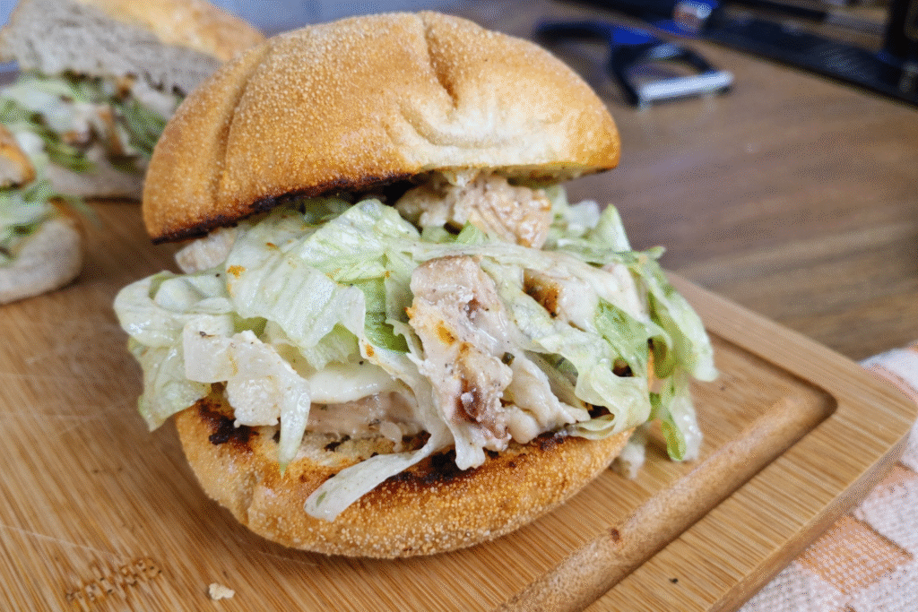 caesar-sanduiche-do-chef-pv-show-2-1024x683 Sanduíche Caesar de Frango: Lanche Rápido com Cara de Prato de Restaurante