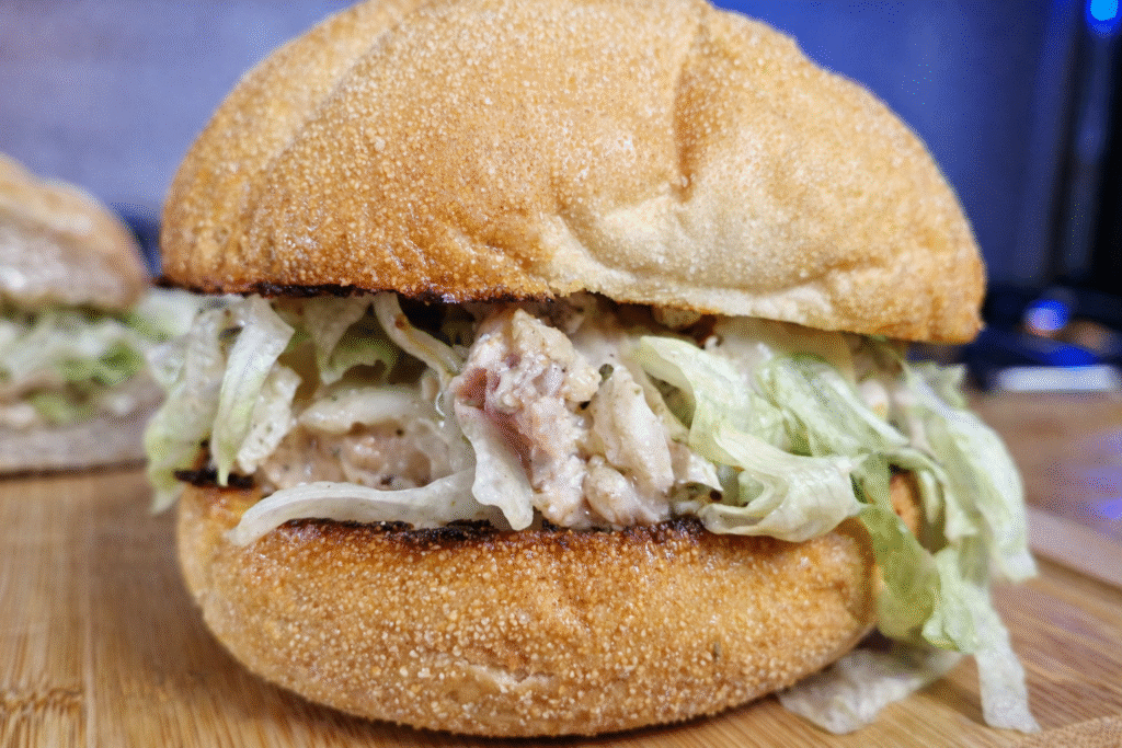 Caesar Sanduíche é um jeito diferente de fazer uma boa e rápida refeição.