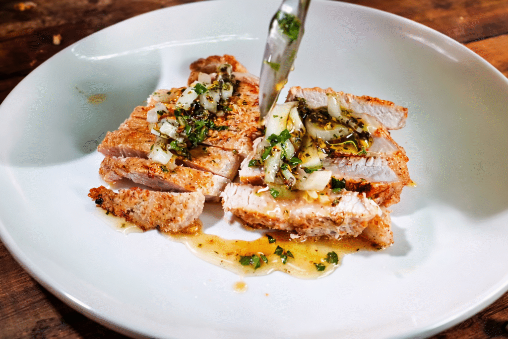 bisteca-com-chimichurri-1024x683 Bisteca Suína com Chimichurri: Receita Suculenta e Econômica