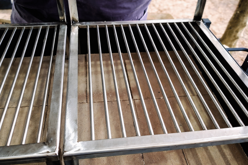 grelhas-em-inox-da-parrilla-do-chef-pv-show-1024x683 PARRILLA: TUDO QUE VOCÊ PRECISA SABER | sobre o equipamento