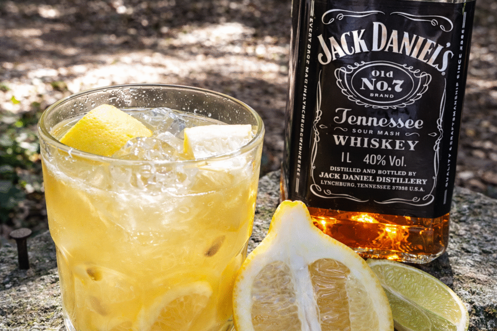 jack-lemonade-do-chef-pv-show-1-1-1024x683 Jack Lemonade: Caipirinha de Jack Daniel’s com Limão Refrescante