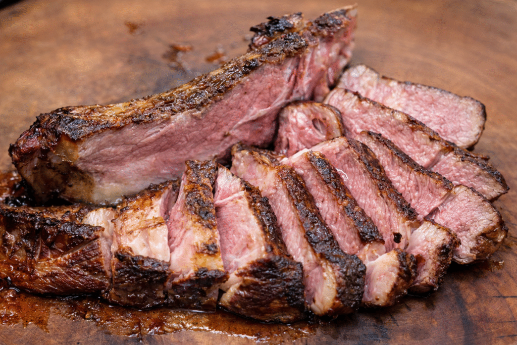 prime-rib-suculento-e-ao-ponto-1-1024x683 Prime Rib na Parrilla com Pimentão Recheado de Ovo e Queijo