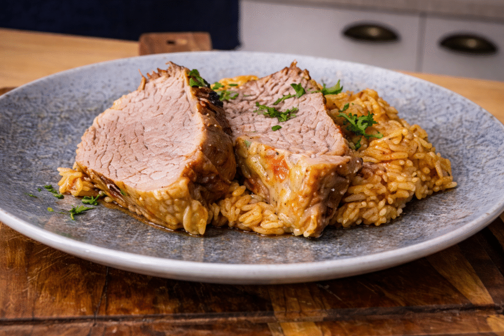 ChatGPT-Image-17-de-mar.-de-2026-10_13_43-1-1024x683 Maminha na Panela de Pressão com Arroz no Próprio Caldo: Receita Fácil e Saborosa