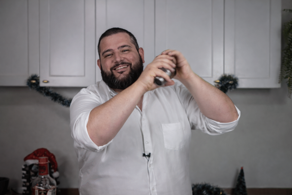 ChatGPT-Image-26-de-mar.-de-2026-09_12_27-1024x683 Caipiroska de Frutas Vermelhas: Drink Perfeito para o Natal e Confraternizações