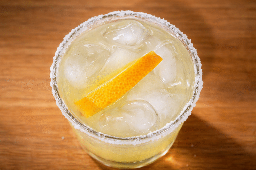 ChatGPT-Image-30-de-mar.-de-2026-09_37_33-1024x683 Drink Paloma: Coquetel Mexicano Refrescante com Tequila