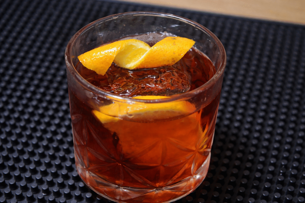 Negroni-do-chef-pv-show-1024x683 Negroni perfeito: receita clássica, história rápida e como servir do jeito certo