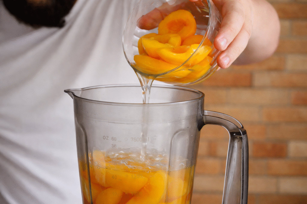 Peach-Bubbles-3-1024x683 Peach Bubbles: Drink de Pêssego com Espumante para o Ano Novo