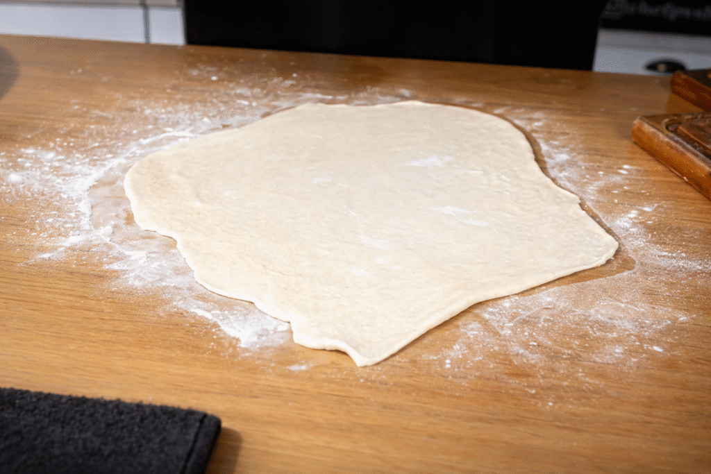 abrindo-massa-de-tortilha-1024x683 Tortilha de Farinha de Trigo Caseira: Base Perfeita para Burritos e Tacos