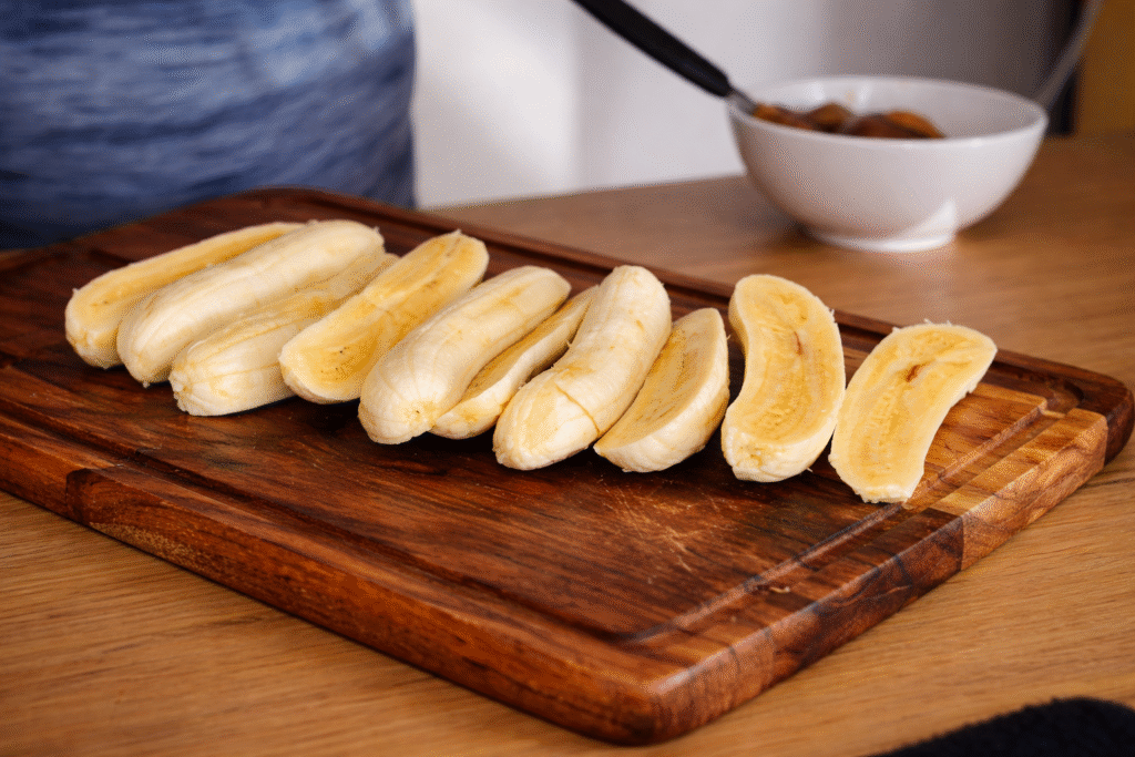 bananas-maduras-para-pastel-1024x683 Pastel de Banana com Doce de Leite e Paçoca: sobremesa crocante e afetiva