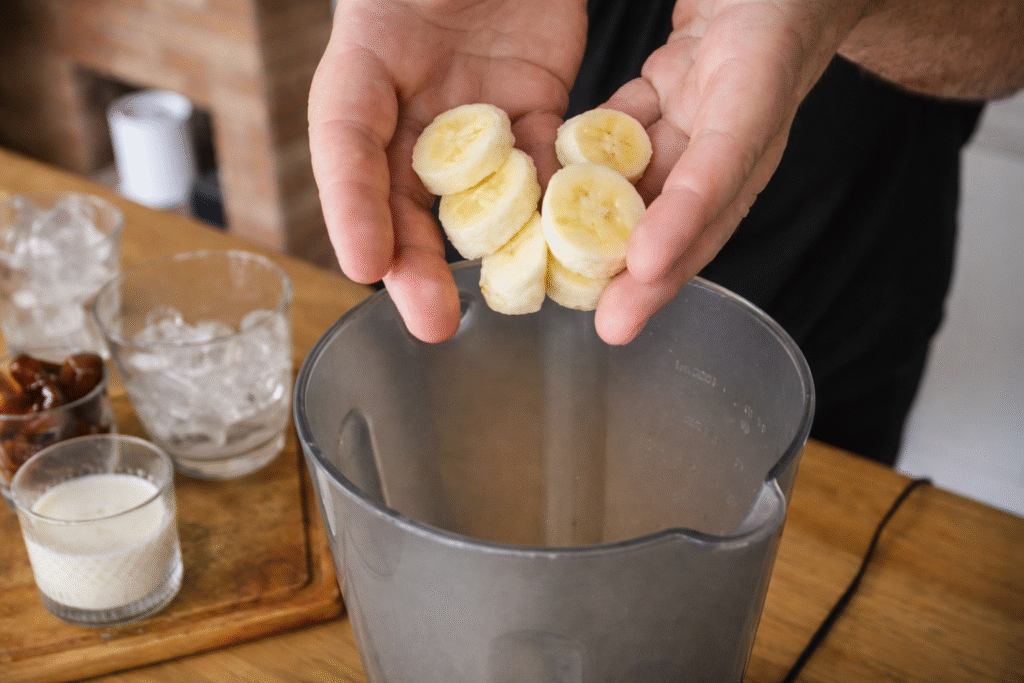 batida-de-banana-com-cafe-e-sensacional-1024x683 Batida de Café com Banana: Receita Energética, Cremosa e Surpreendente