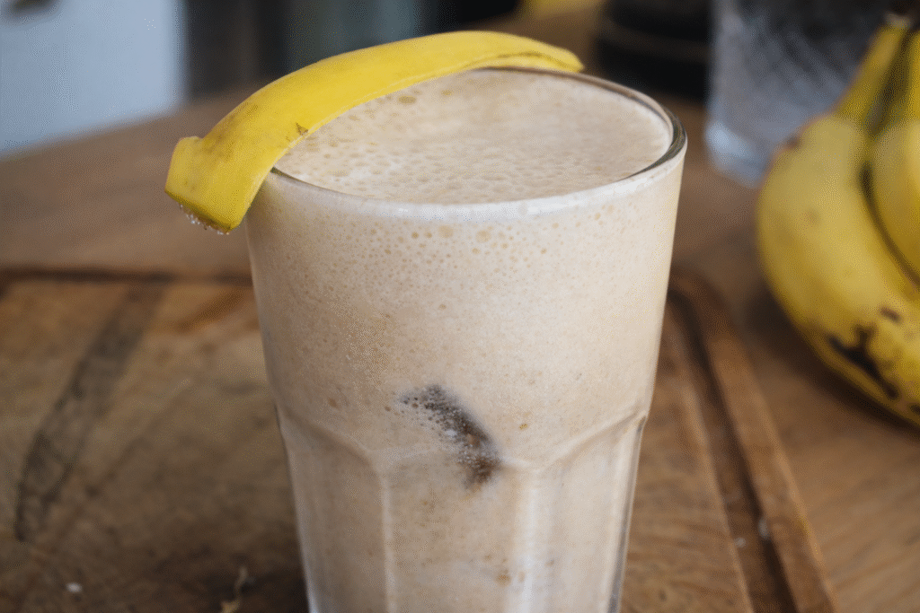 batida-energetica-de-banana-com-cafe-1-1024x683 Batida de Café com Banana: Receita Energética, Cremosa e Surpreendente