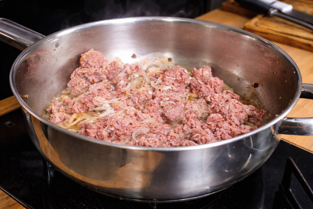 carne-moida-refogada-para-taco-1024x683 Taco de Carne Moída com Guacamole: Receita Mexicana Simples e Crocante