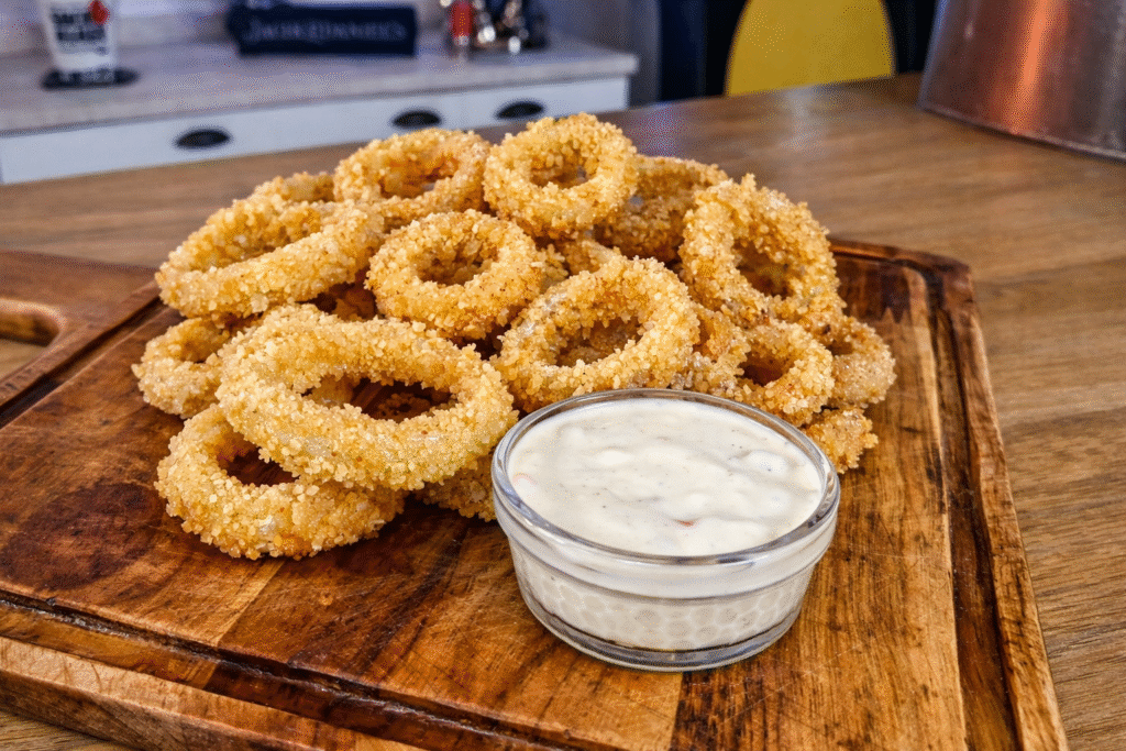 cebolas-empanadas-do-chef-pv-show-1-1024x683 Anéis de Cebola Crocantes: Receita de Lanchonete Sequinhos e Perfeitos