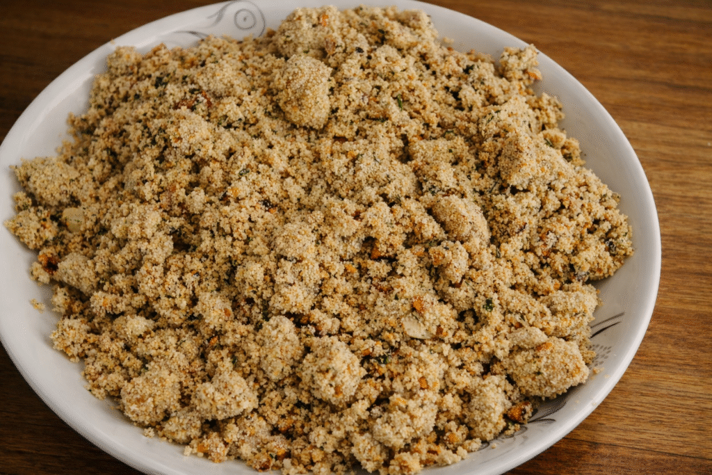 farofa-de-banana-2-1-1024x683 Farofa de Natal com Banana-da-Terra e Castanhas