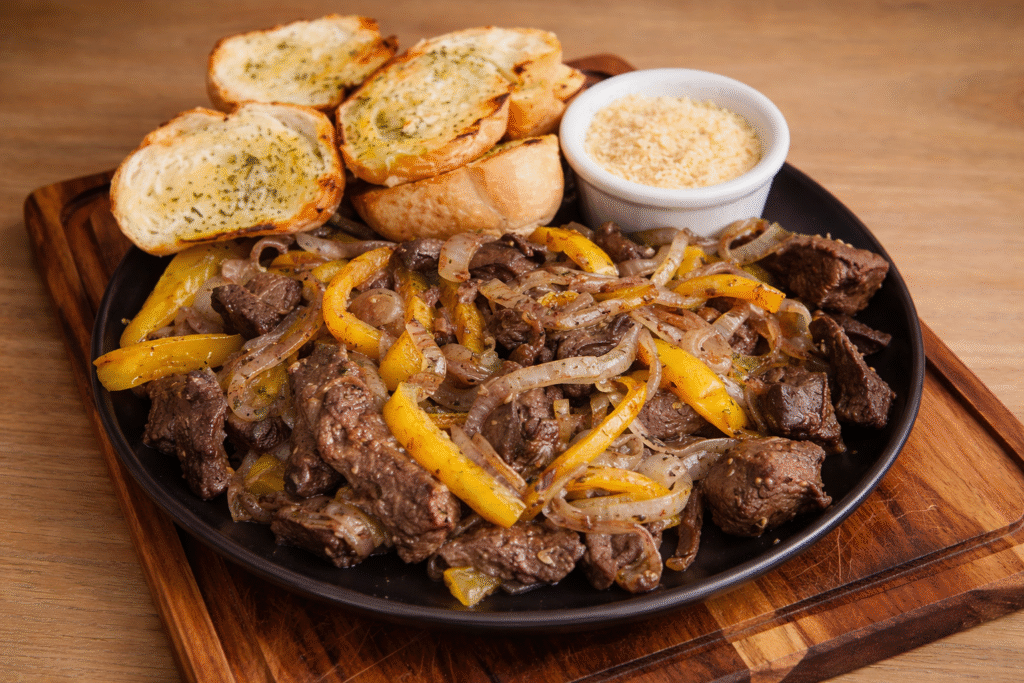 figado-acebolado-e-uma-delicia-1024x683 Fígado Acebolado: receita simples, nutritiva e cheia de sabor