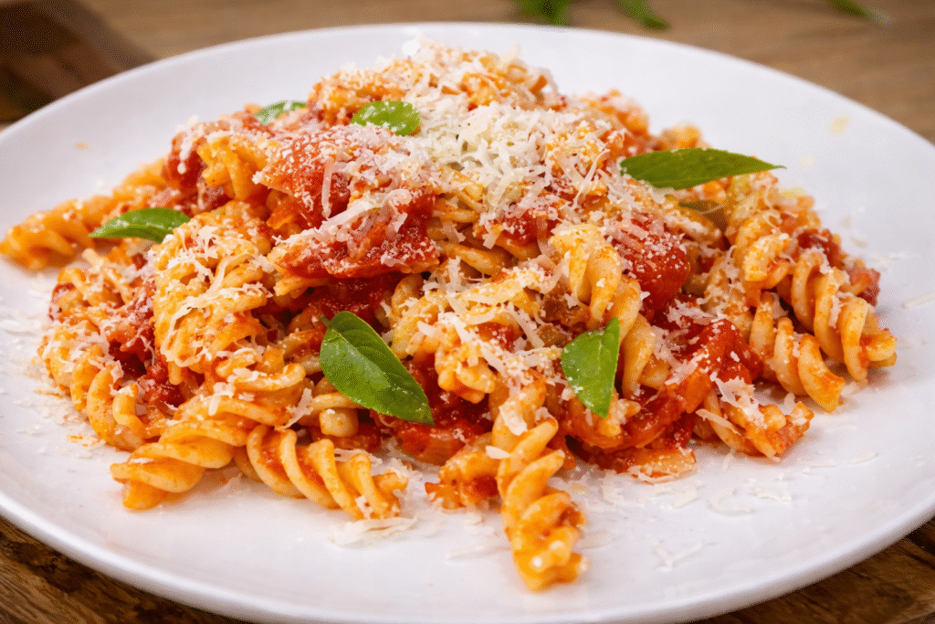 macarrao-ao-molho-sugo-1-1024x683 Macarrão ao Sugo: Receita Clássica Italiana Simples e Cheia de Sabor