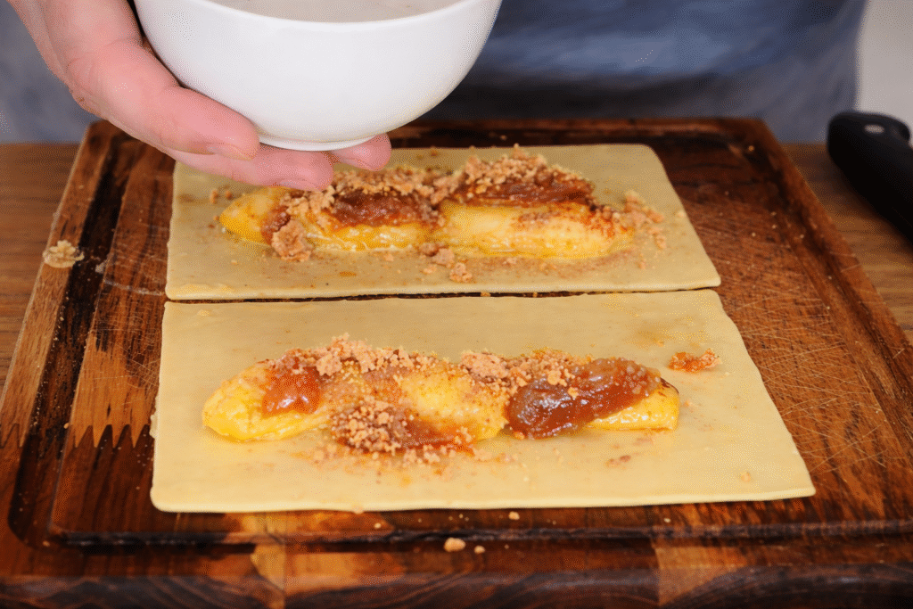 pastel-de-banana-com-doce-de-leite-1024x683 Pastel de Banana com Doce de Leite e Paçoca: sobremesa crocante e afetiva