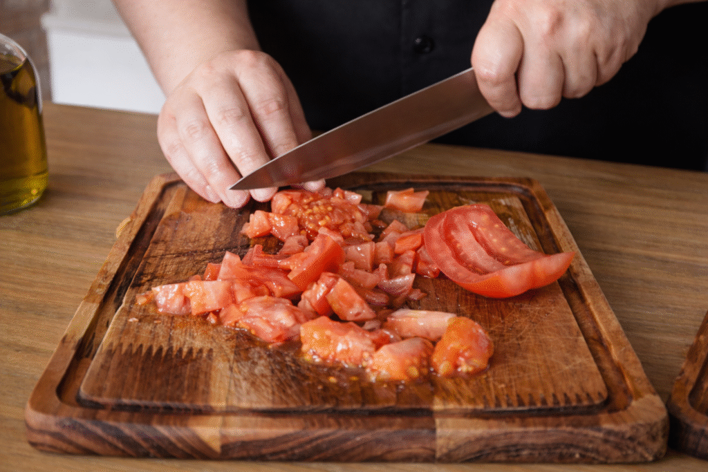 tomates-frescos-para-pappa-al-pomodoro-1024x683 Sopa de Tomate com Pão (Papa al Pomodoro): Receita Italiana Simples e Confortante