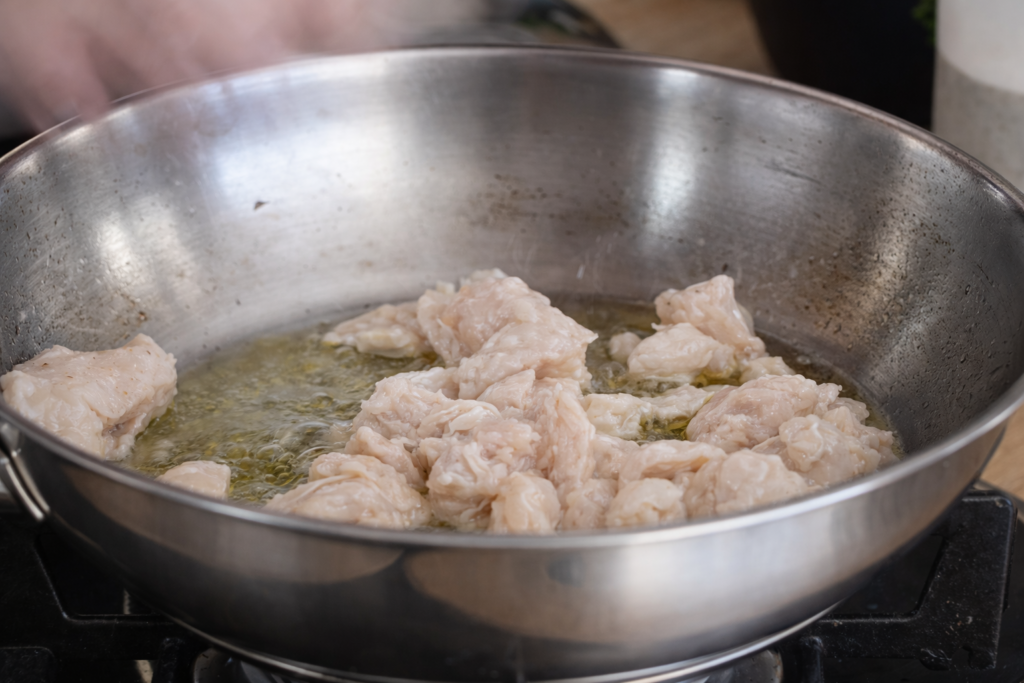 piscas-de-peixe-1024x683 Pirão de Peixe Cremoso: Receita Tradicional com Toque Especial