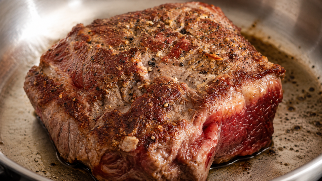 carne-selada-antes-de-ir-ao-forno-1024x576 Filé de Costela Assado no Forno: Suculência, Aroma e Muito Sabor Sem Precisar de Churrasqueira