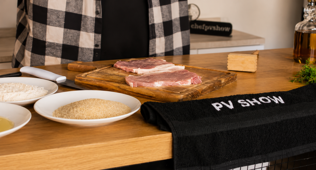ingredientes-para-fazer-schnitzel-1024x552 Schnitzel Suíno: O Clássico Bife Empanado Alemão Crocante e Suculento