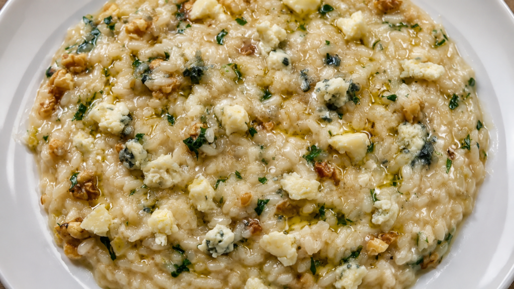 risoto-de-nozes-e-gorgonzola-1-1024x576 Risoto de Gorgonzola e Nozes: Cremosidade, Sofisticação e Muito Sabor em Cada Garfada