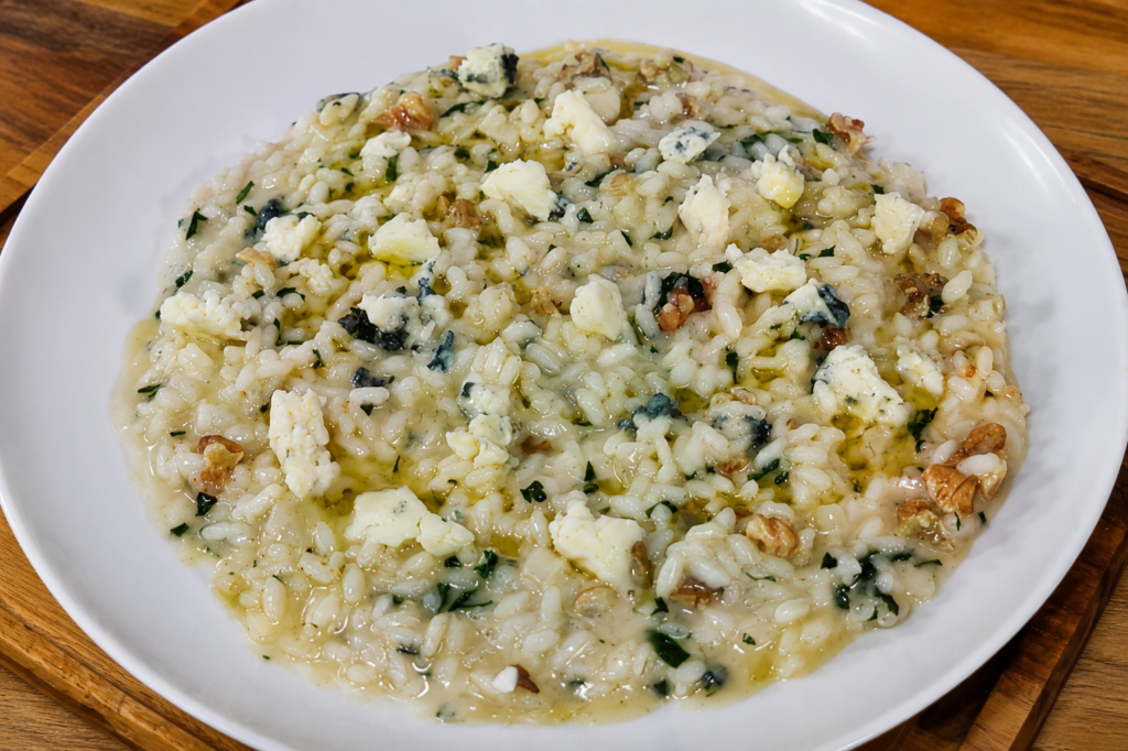 risoto-de-nozes-e-gorgonzola-2-1024x682 Risoto de Gorgonzola e Nozes: Cremosidade, Sofisticação e Muito Sabor em Cada Garfada
