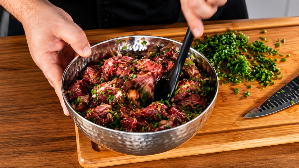 marinada-para-bulgogi-1024x576 Bulgogi Coreano: Aprenda a Fazer a Famosa Carne Marinada da Coreia do Sul