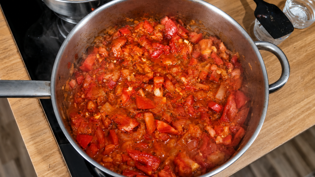 base-de-sabor-para-red-red-ganes--1024x576 Red Red de Gana: Feijão-Fradinho com Banana-da-Terra Frita