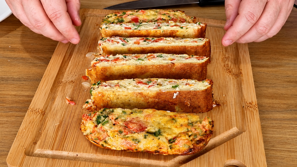 Pao-Salgado-Caseiro-com-Ervas-e-Queijo-1024x576 Omelete de Forno com Legumes e Queijo: Receita Fácil, Fofinha e Econômica